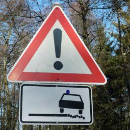 Schilder, Adbusting